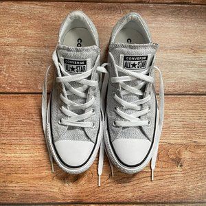 Women's Converse Chuck Taylor light gray size 6